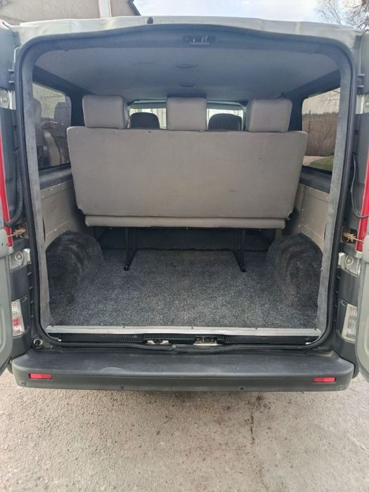 Trafic 2007 пасажир