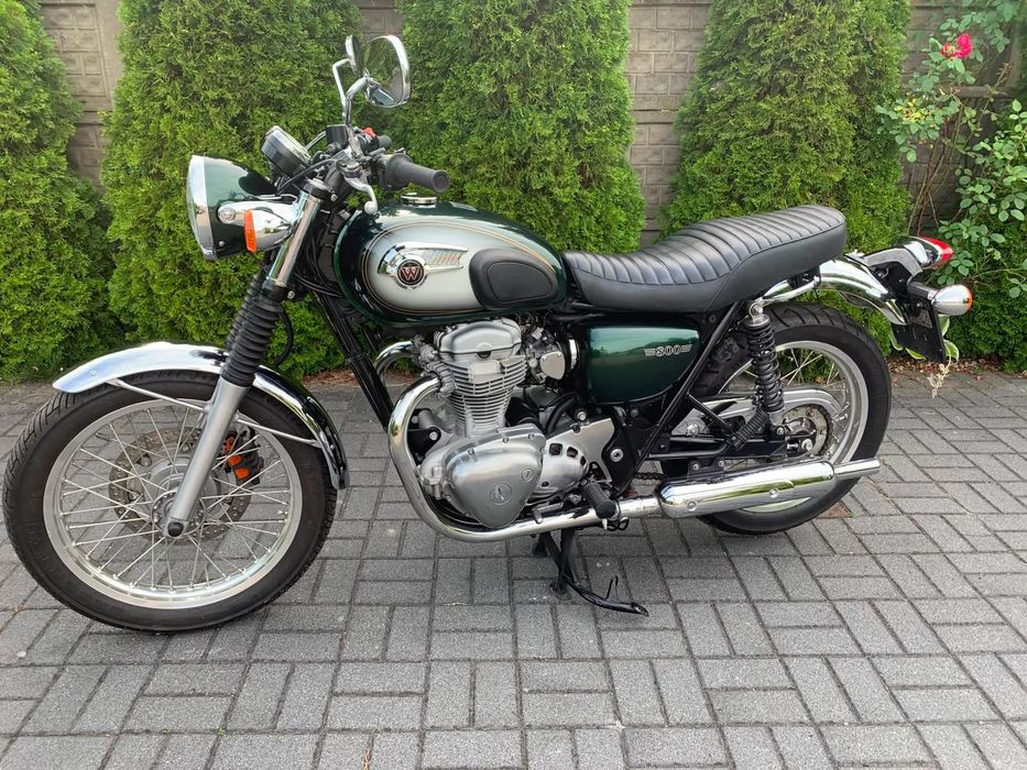 Kawasaki  Kawasaki W800 Super Klasyk  Jak  Nowy  Made IN Japan   W650 Scrambler