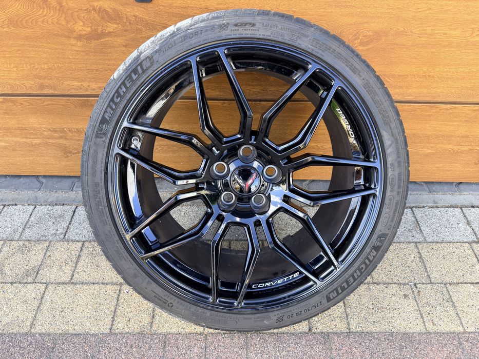 Felga Corvette C8 Z06 przód przednia 10j 20” ET35 Chevrolet