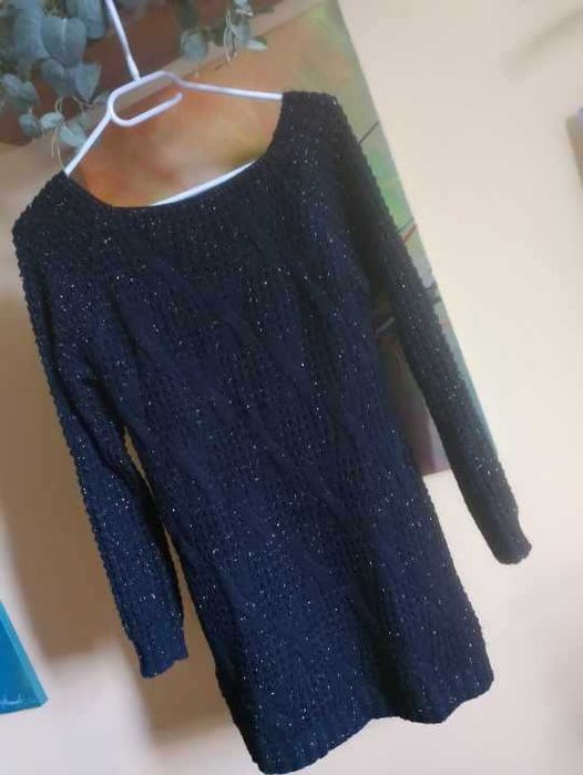 sweter ażur czarny z wełną 38/40 złota nitka/dłuższy włoski M/L