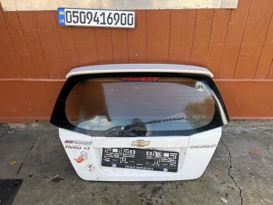 Кришка багажника ляда Chevrolet aveo t200 03- хетчбек шевроле т200