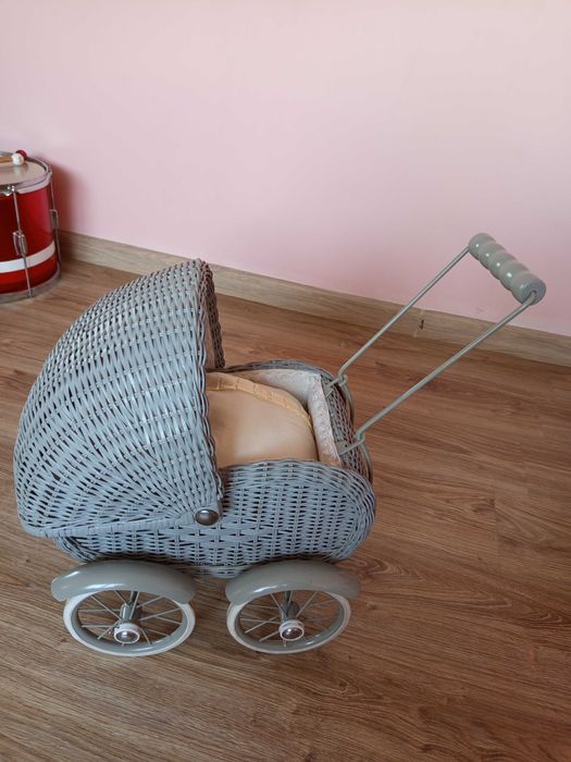 Lalka + wózek koszykowy