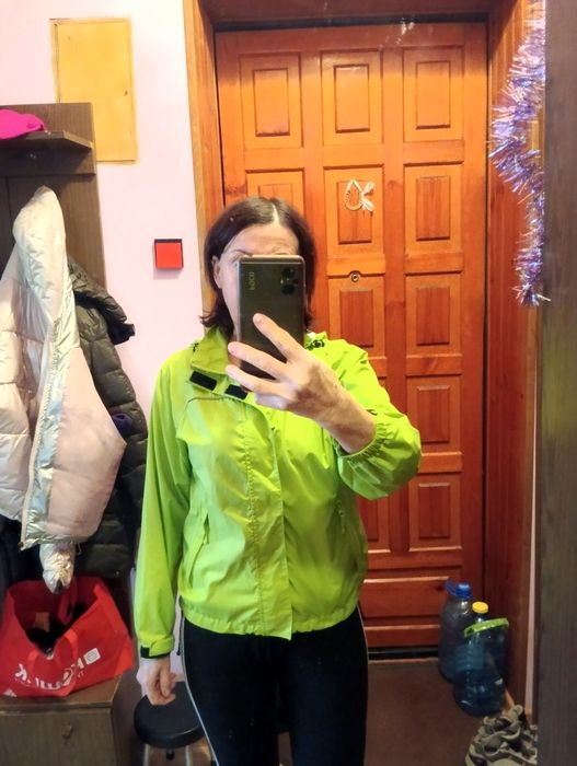 Куртка ветрівка,  плащівка, р М