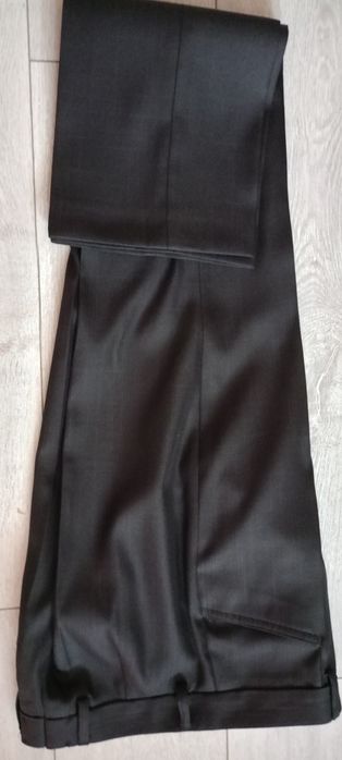 Sprzedam Garnitur w stanie bardzo Dobrym