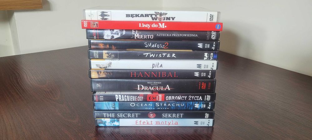 Filmy na płytach DVD - pakiet 12 filmów