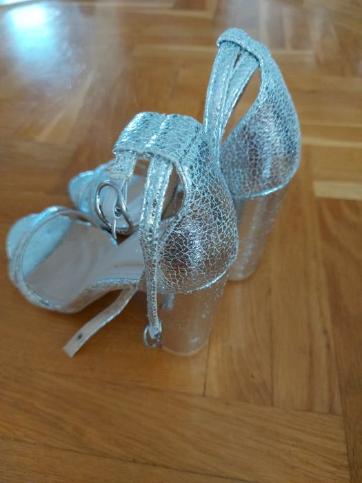 Sandałki na słupku obcas Deezee rozm 39