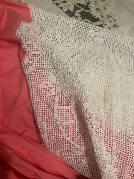 Toalha Linho Bordada com Renda manual