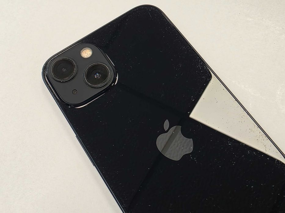 iPhone 13 256GB Dual SIM (SIM + eSIM) / Midnight/ BAT 81%/ Grade C/ technicznie OK