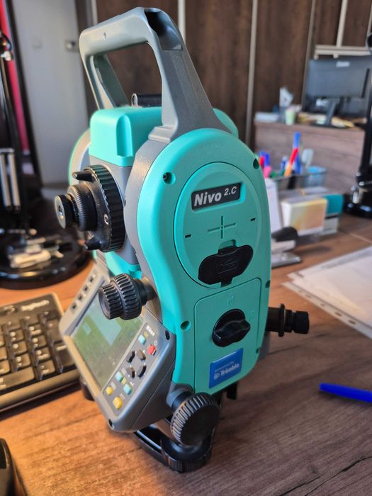 Tachimetr Nikon nivo 2c