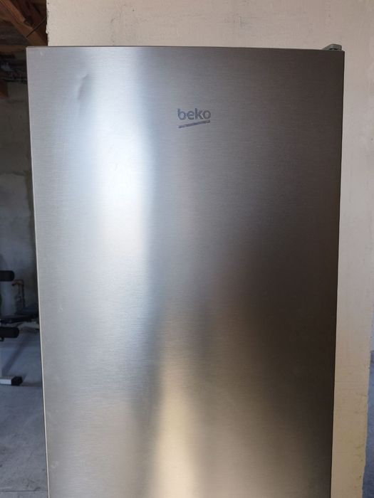 Продам холодильник BEKO K54305N