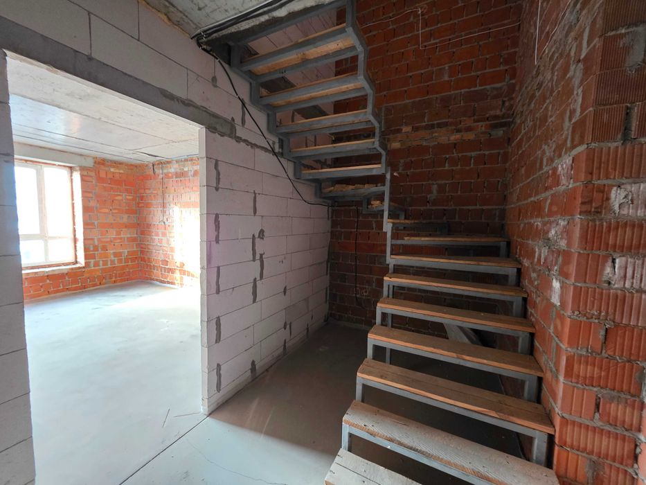 Видова 3-кімнатна квартира в м.Ірпінь , ЖК “Синергія Сіті”