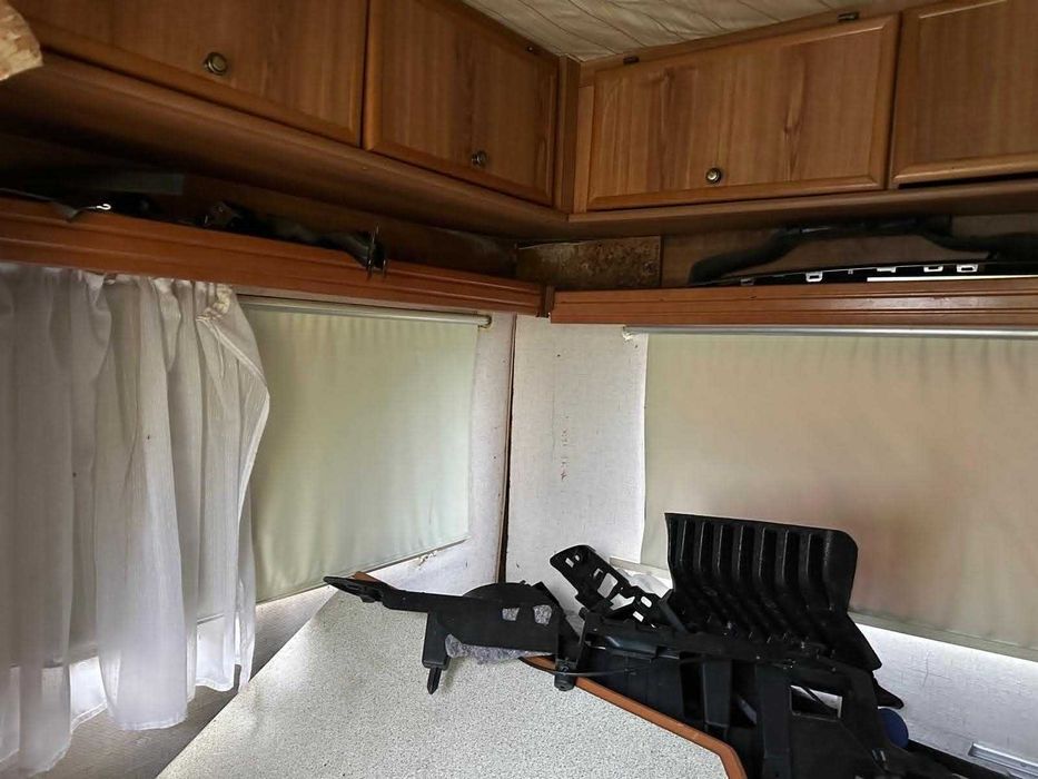 przyczepa kempingowa Gruau A4000 G ESPACE-40-TD z 1990 r.