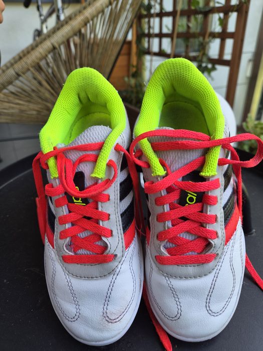 Buty na halę, halówki adidas r. 33