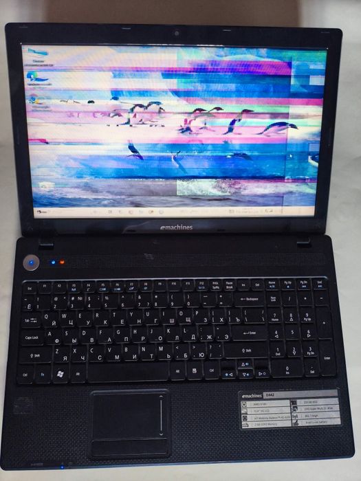 ноутбук  Emachines E442 і Acer Aspire 5733  на запчастини або відновлення