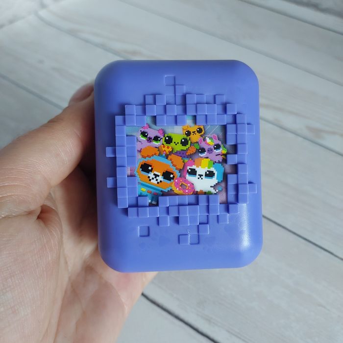 Інтерактивна іграшка з віртуальними цифровими героями Bitzее Spin Mast