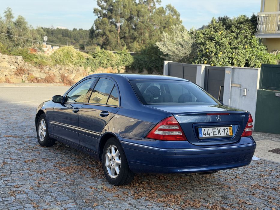 Mercedes c180 2.0 130cv — photo 3