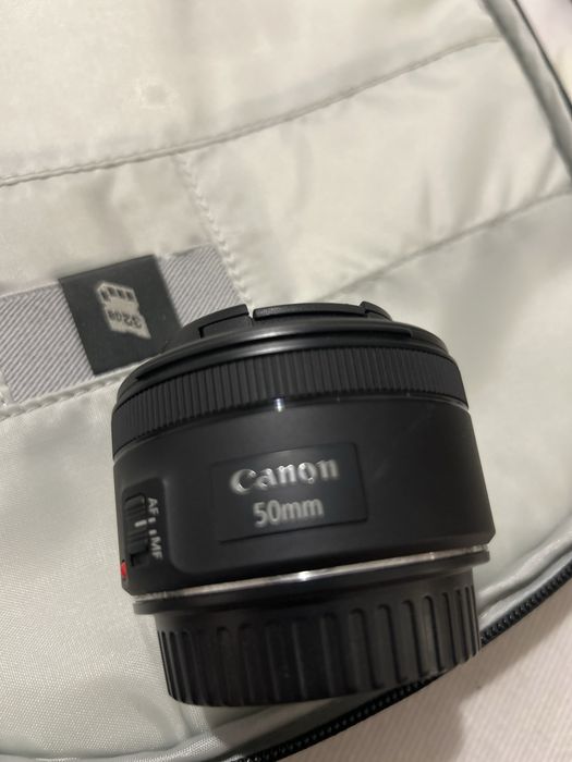 Canon 250D com objetivas/tripe