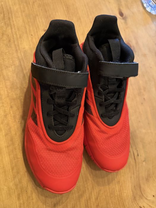 Adidas vermelhas 40