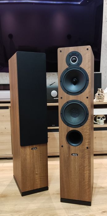 Para Indiana Line Tesi 561 - jak nowe - stan idealny