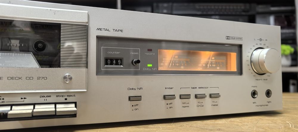 Касетний програвач Saba CD270