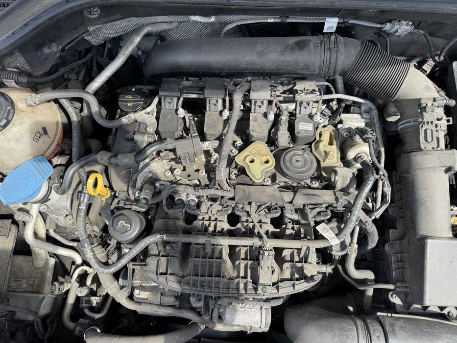 Двигун 2.0 бензин DTDA Volkswagen Passat B9 мотор двигатель 06K100034G