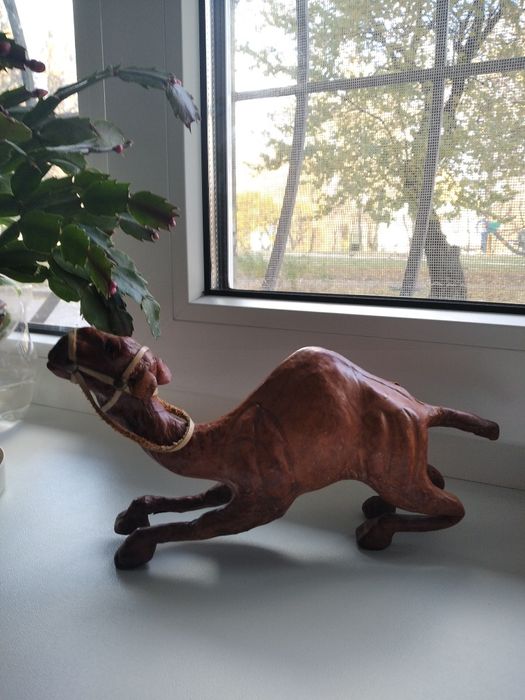 Сувенир верблюд кожаный коллекционный