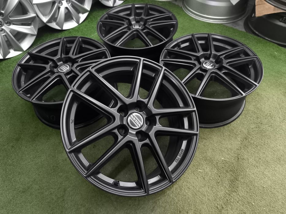 Czarne 18" felgi 5x108 et45 VOLVO Ford Peugeot Wysyłka