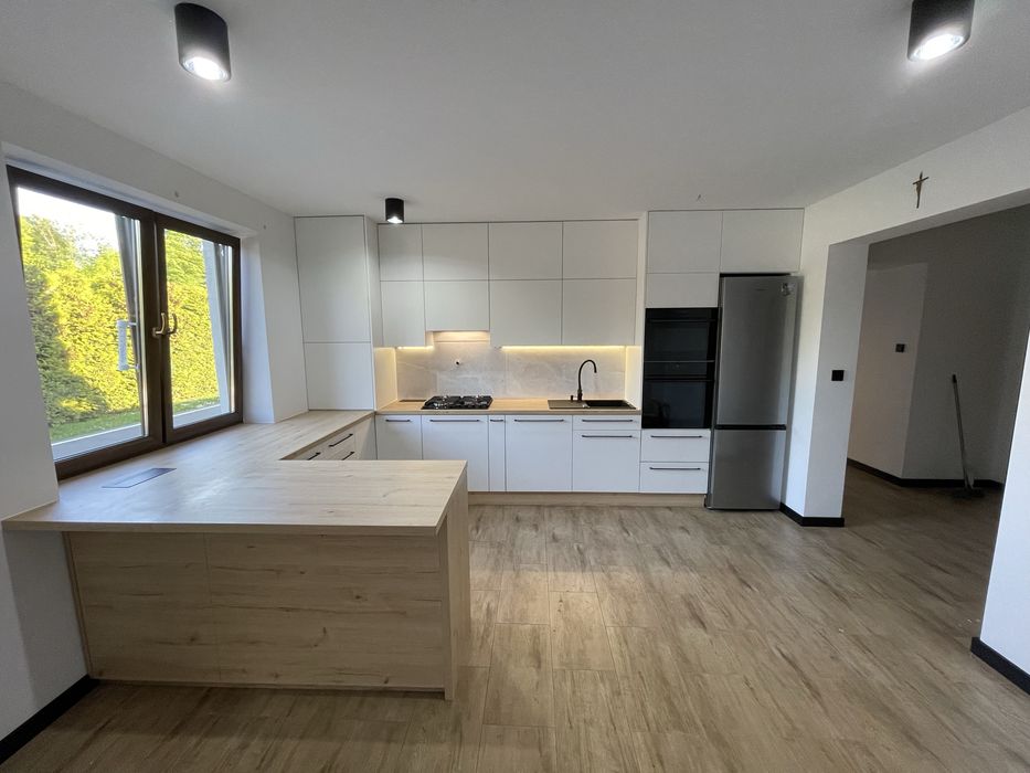 Meble na wymiar / kuchnie / szafy / krótkie terminy