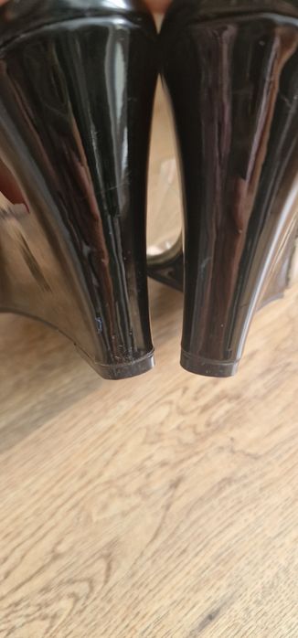 Klapki na koturnie r.39 Sweet shoes