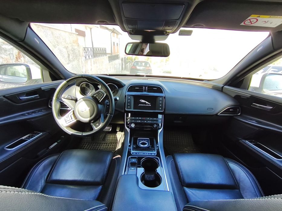 Jaguar XE R Sport 2015 - 153 mil km