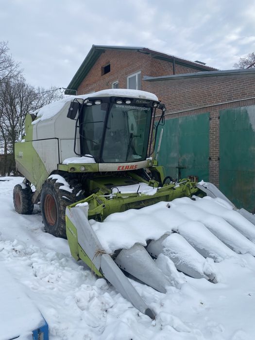 Claas Tucano 320