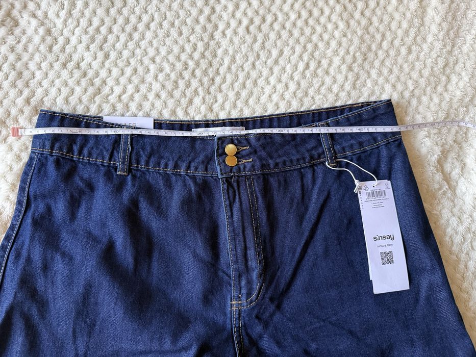 Трендові жіночі джинси sinsay