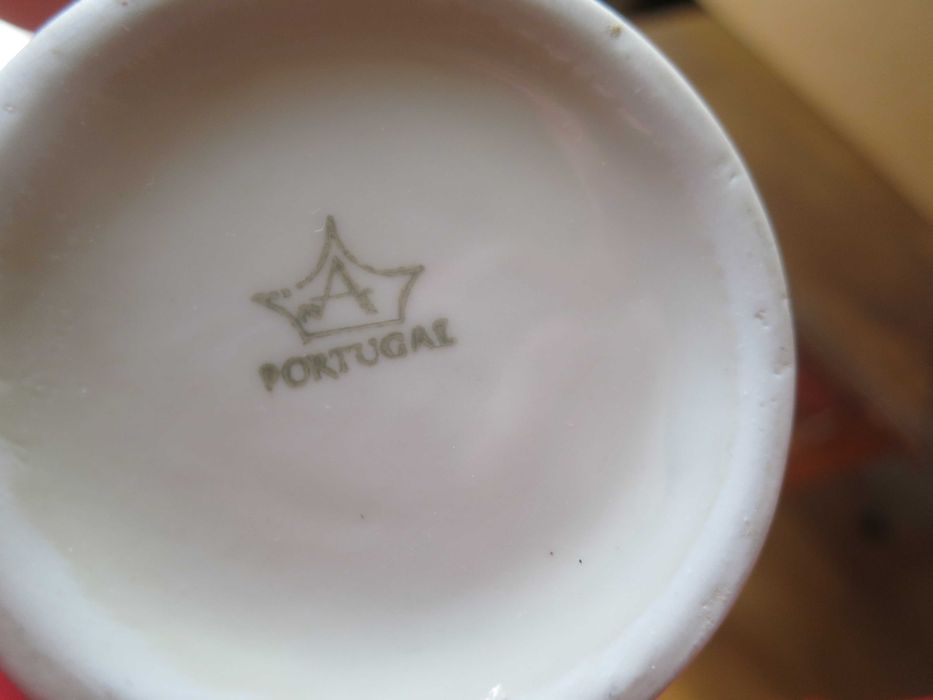 Jarra Artibus com pássaro