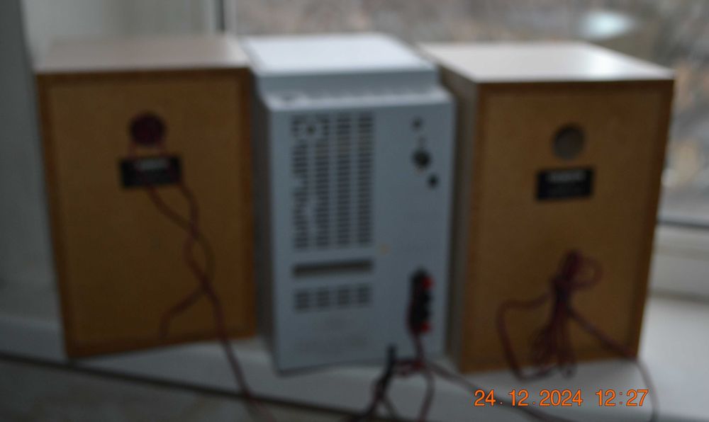 Музыкальный центр "Thomson" CS150. Impedance: 8 Ohm. Music power: 30 W
