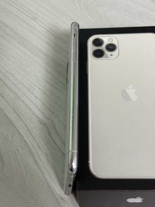 Apple iPhone 11 Pro Max 256Gb Silver Neverlock: 9 500 грн