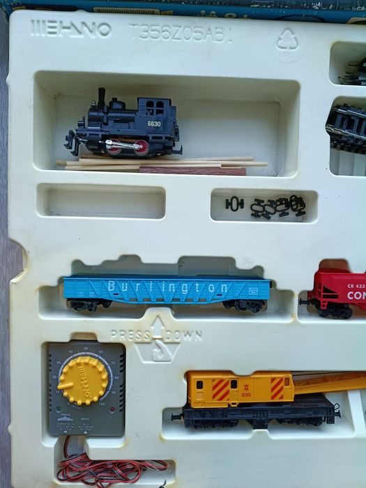 Conjunto Iniciação comboio elétrico Mehano, H0, 1/87