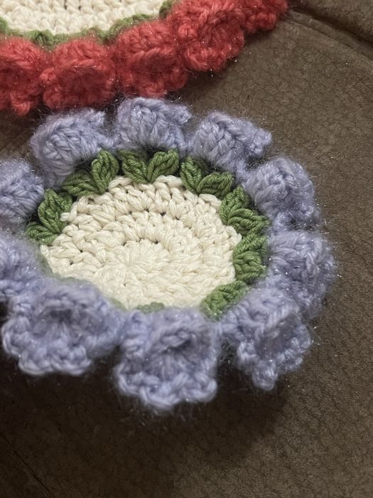 набір сервірувальних серветок , ручна робота, тюльпани