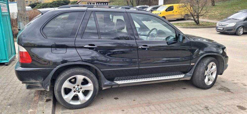 BMW  X5   3,0d  218km