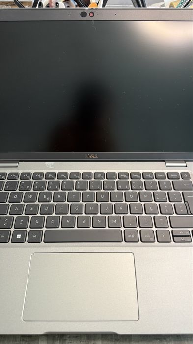 Portátil Dell 5520 14"