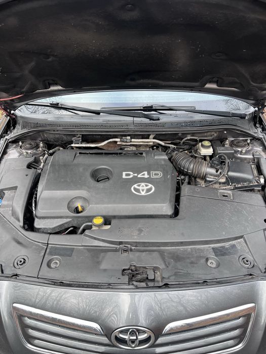 Toyota AVINSIS 2007р 2.0 D4D