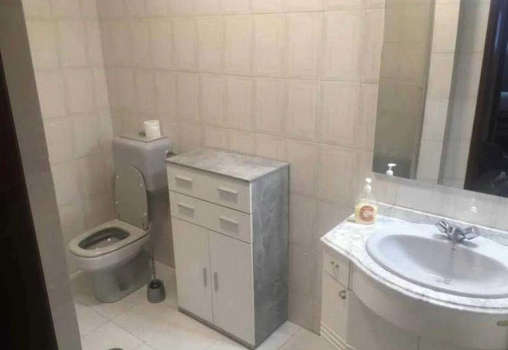 pretendo arrendar um quarto