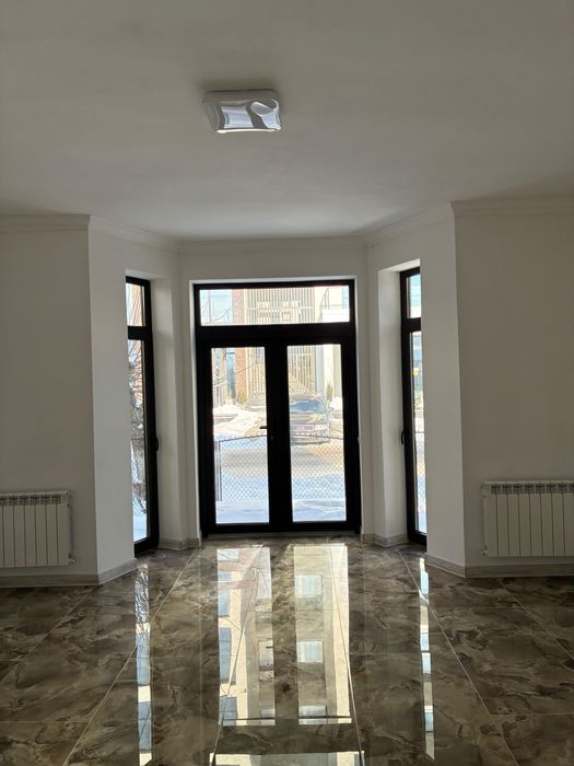 Здається в оренду комерційне приміщення в місті Тячів по вул Пушкіна