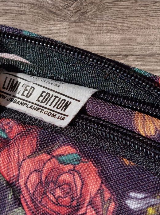 Бананка Urban Planet Limited red rose / сумка-бананка