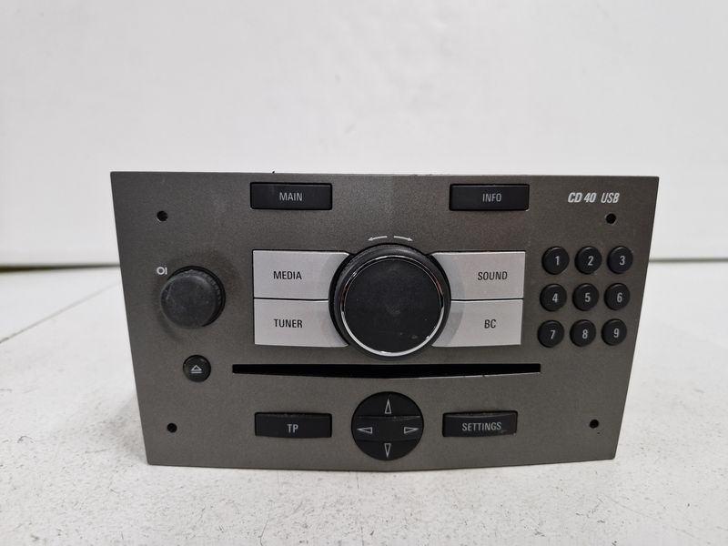 OPEL ANTARA I 1 LIFT RADIO CD40 USB 95077041