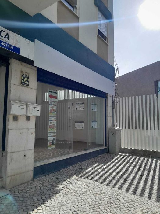 Loja / Escritório em Open Space – Benfica