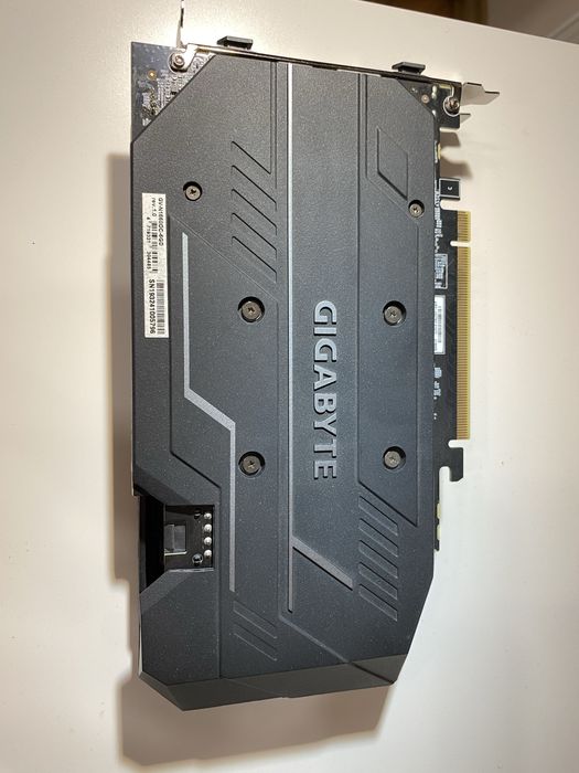 GTX1660 OC 6gb roczna