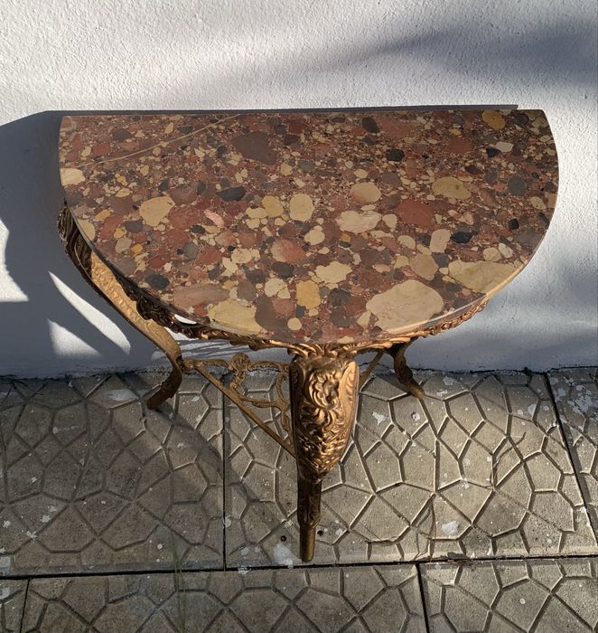 Mesa em Brecha da Arrábida