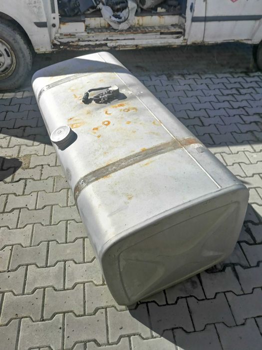 aluminiowy zbiornik paliwa 600l man