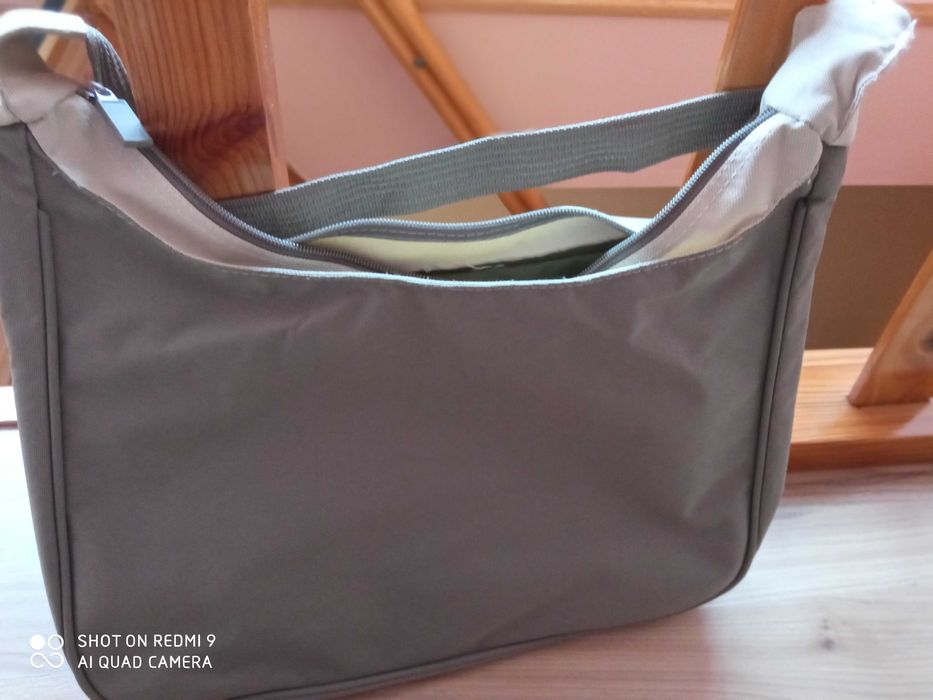 Torebka sportowa damska stan bardzo dobry