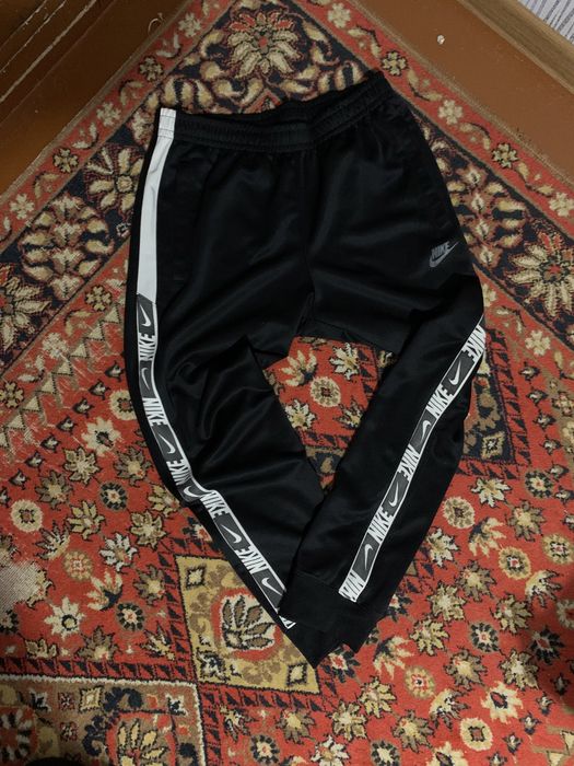 Спортивні штани Nike спортивки Nike